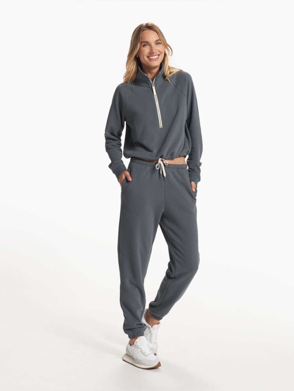 Vuori Sedona 2-Piece Set: Zip Up Pullover and Matching Jogger Sweatpants, Medium - Picture 2 of 9